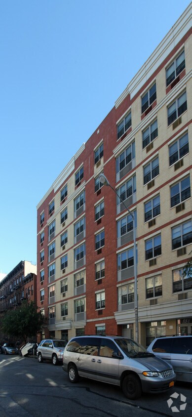 Building Photo - Friendly Hands Apartments