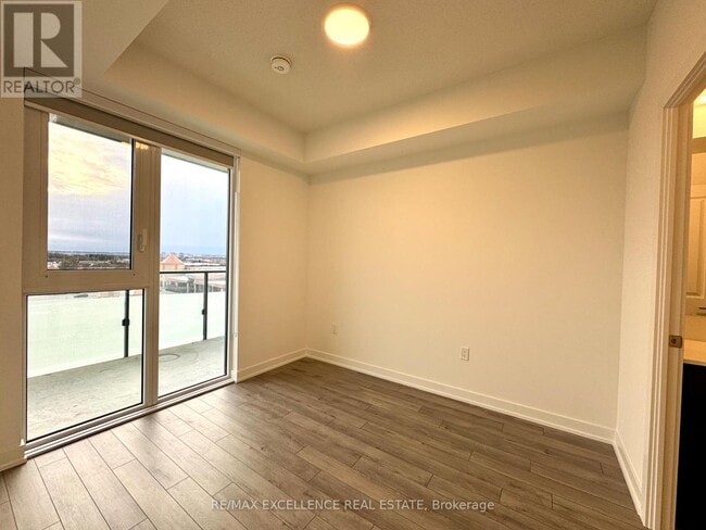 Building Photo - 15 Skyridge Dr