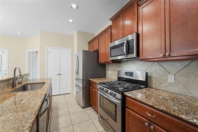 Building Photo - 9928 Pronghorn Rd