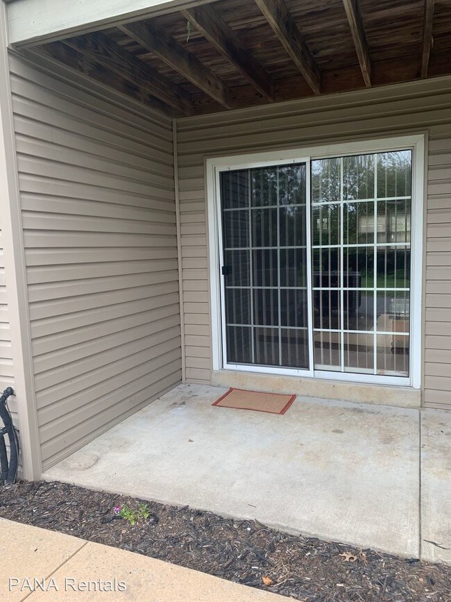 Building Photo - 804 Christopher Dr