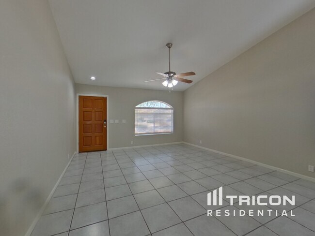Foto del edificio - 1027 W Paseo Way Tempe AZ