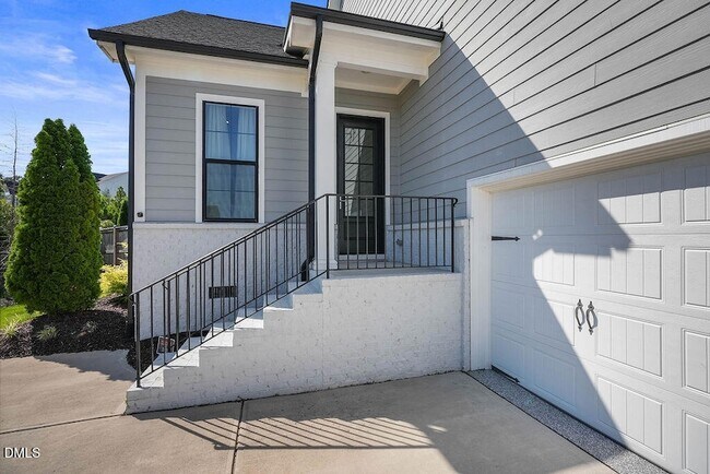 Building Photo - 3438 Snowbed Ridge Dr