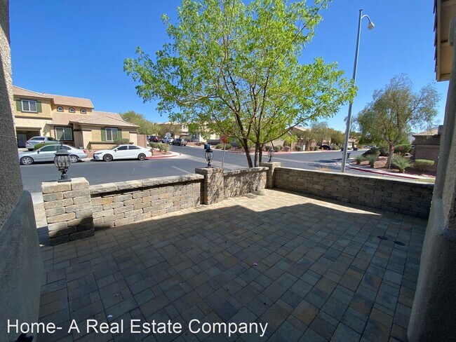 Foto del edificio - 5 br, 3 bath House - 325 Misty Moonlight S...