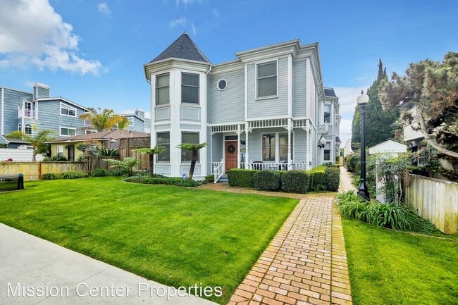 Building Photo - 2 br, 2.5 bath House - 1227 Reed Ave
