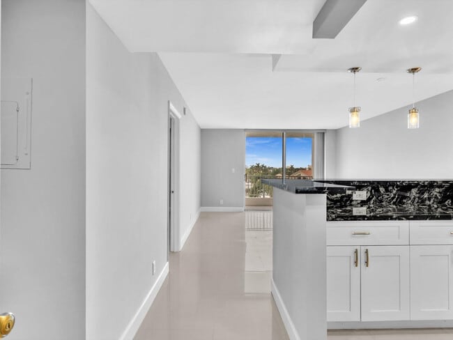 Foto del edificio - 1421 S Ocean Blvd