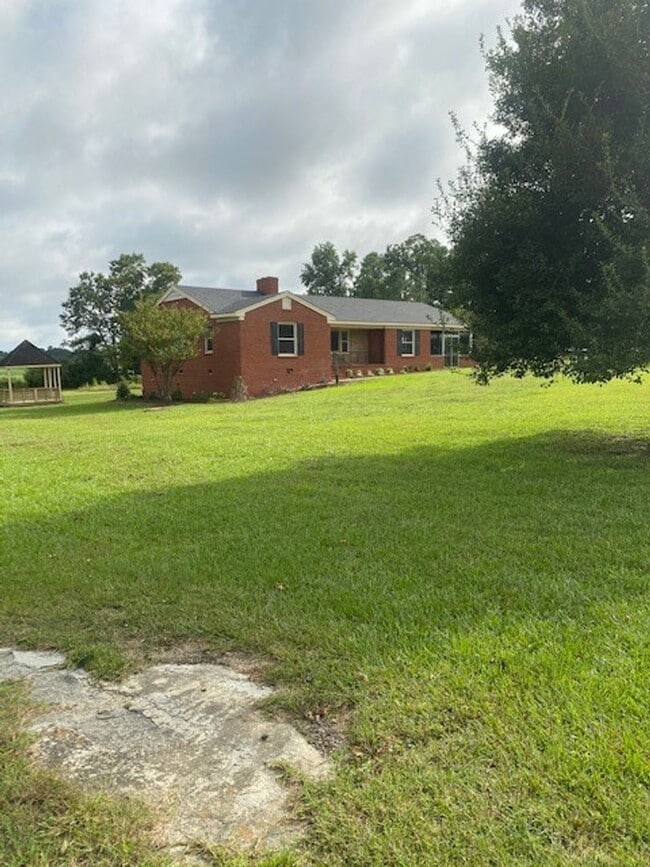 Building Photo - 819 Old Smith Chapel Rd