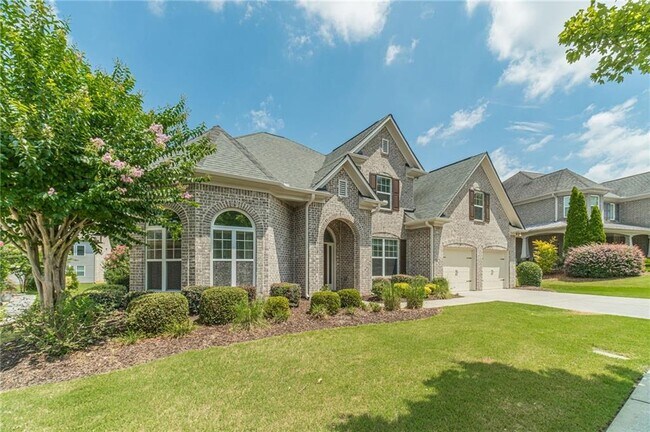 Building Photo - 2557 Staunton Dr