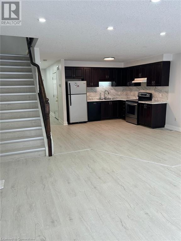 Building Photo - 1380 Countrystone Dr