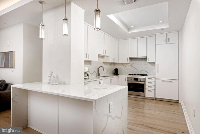 Foto del edificio - 8551 Connecticut Ave