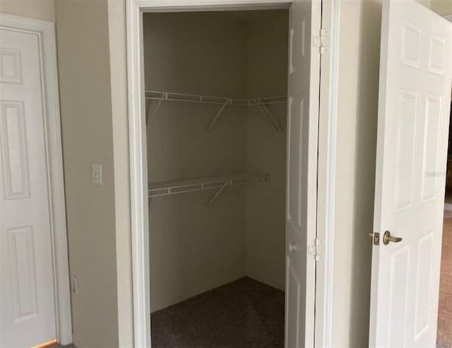 Foto del edificio - 5455 Vineland Rd