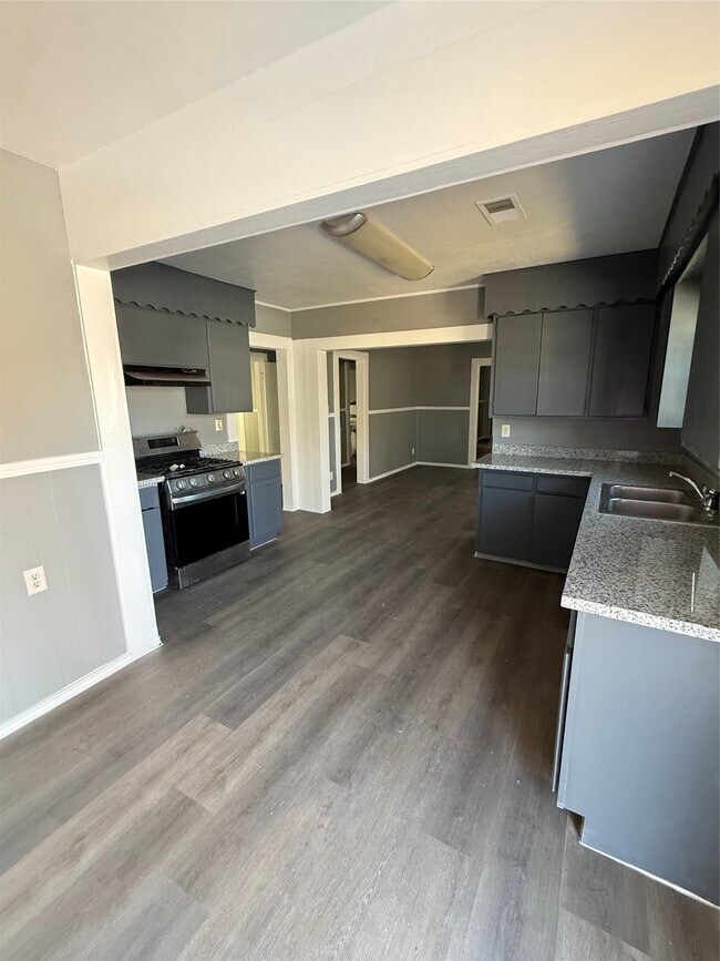 Foto del edificio - 1300 N 8th St