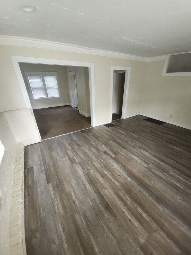 Foto del edificio - 3 Bed 1 Bath