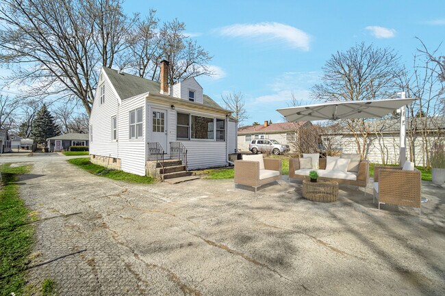Foto del edificio - 16835 New England Ave