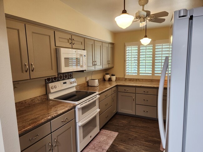 Foto del edificio - 21 W Roma Dr