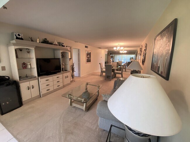 Foto del edificio - 2810 SW 15th St