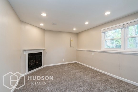 Foto del edificio - 12 Ziff Ln