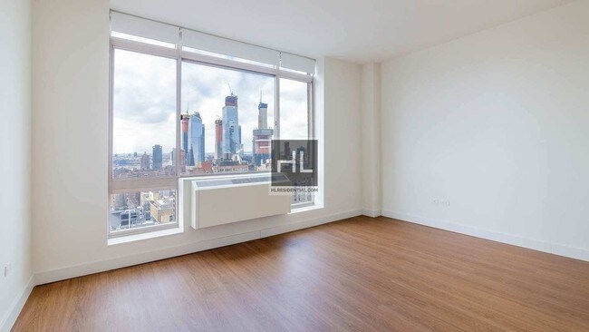 Building Photo - Furnished Luxury Studio Apartment in Chelsea