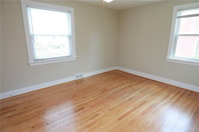 Foto del edificio - 7426 Wentworth Ave