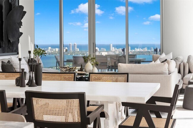 Foto del edificio - 700 NE 26th Terrace