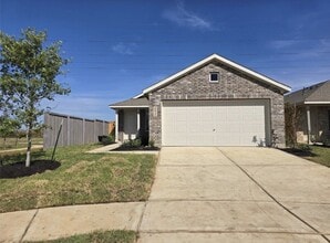 Building Photo - 1515 Golden Iris Dr