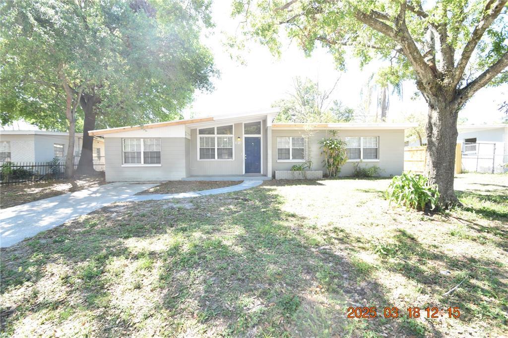 Foto principal - 3013 E Sligh Ave