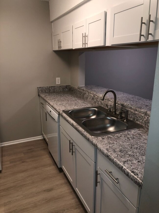 Interior Photo - Rivergate Apartments - Columbus, MS