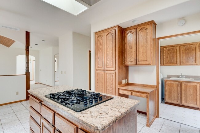 Building Photo - Charming Three Bedroom+ Home in Eagle Vist...