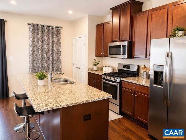 Foto del edificio - 2046 Elm Tree Ct