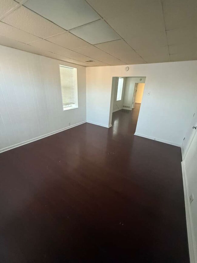 Building Photo - Spacious South City 2BR Home for Rent – $1...