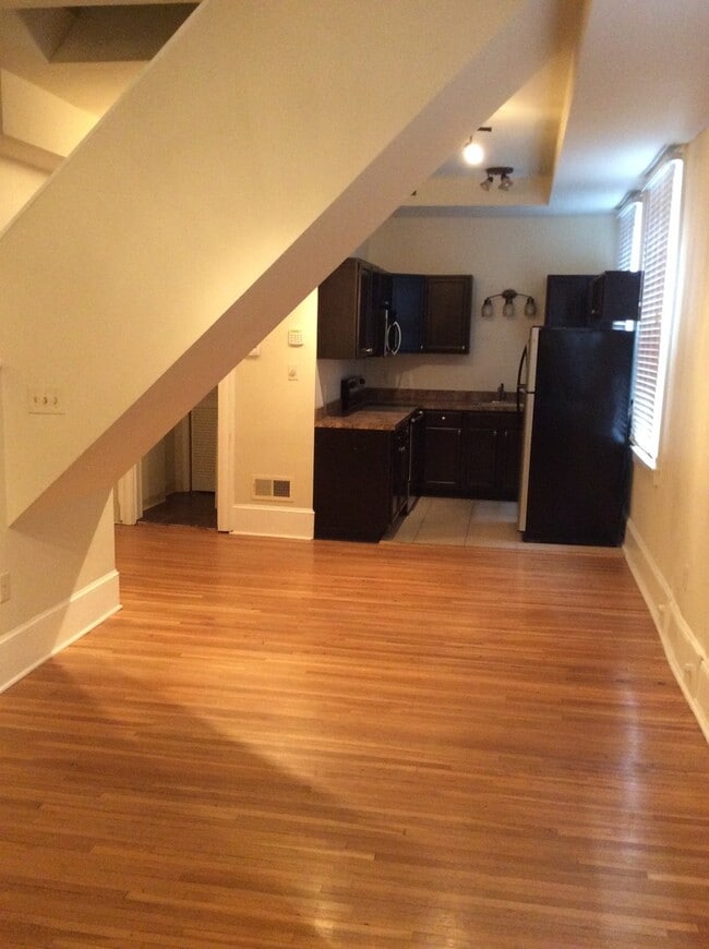 Foto del edificio - Unique Downtown York Apartment! 2 full baths!