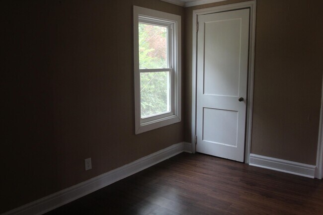 Foto del edificio - 702 N Harding St
