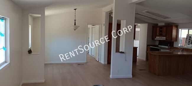 Building Photo - 2 Bedroom Home for Rent in Lenwood