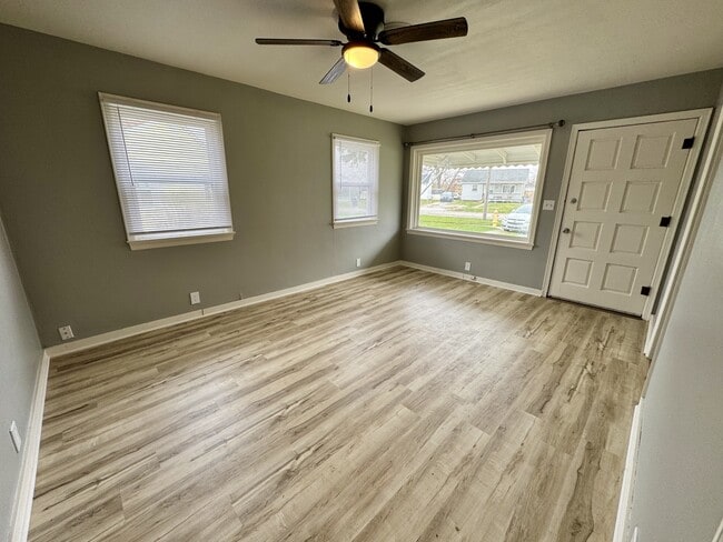 Foto del edificio - 1216 S Purdum St