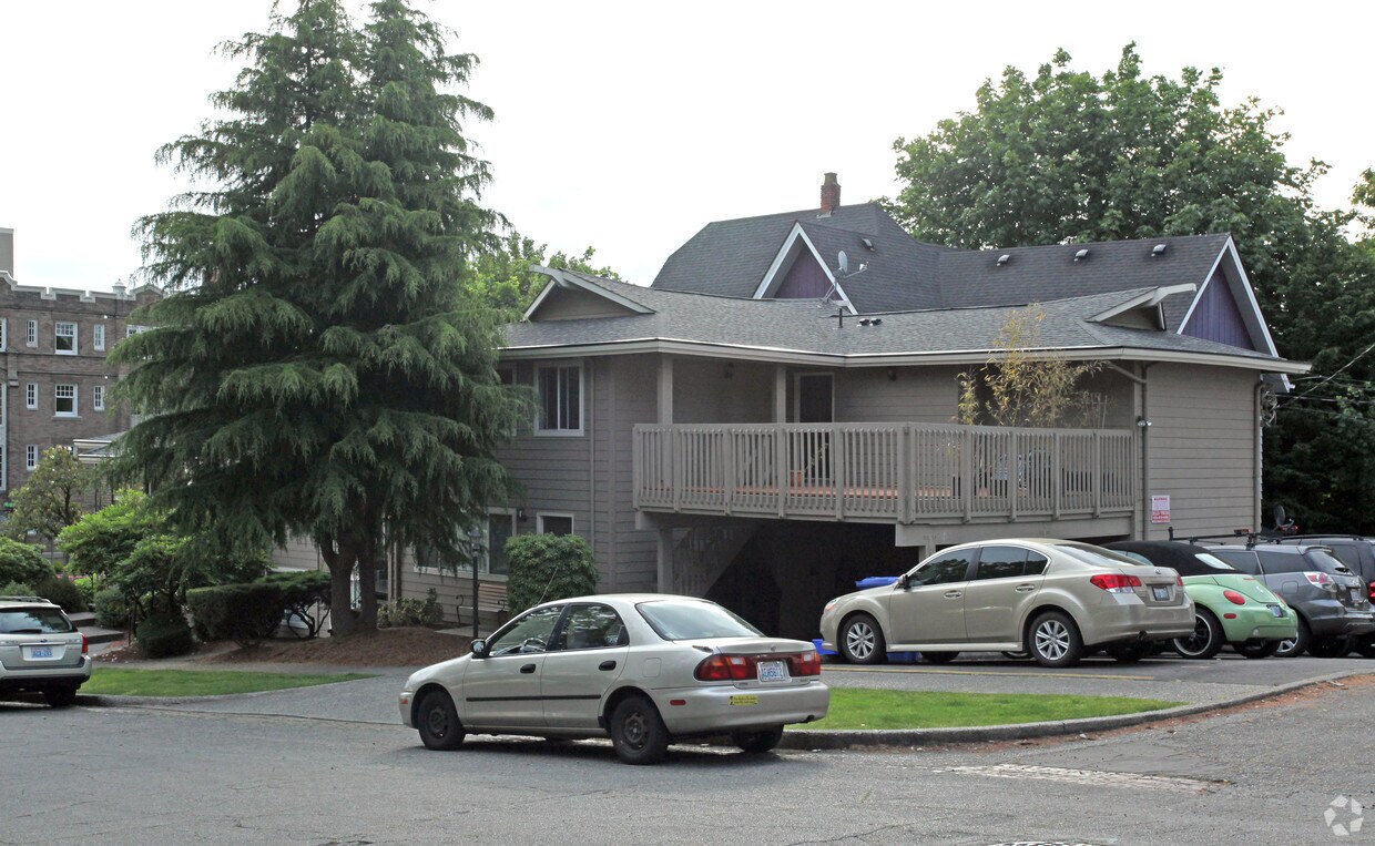 Building Photo - El Mar Terrace Apartments