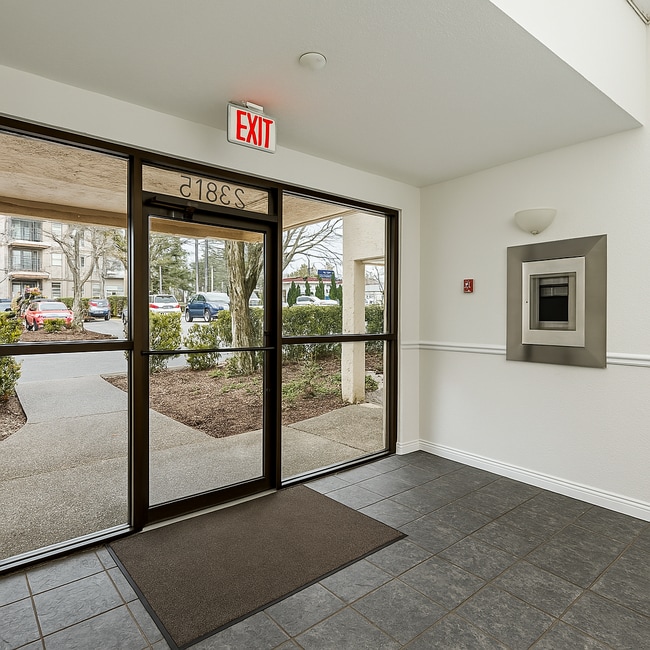 Building Photo - Sunridge
