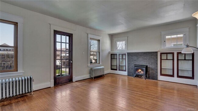 Foto del edificio - 59 Crestwood Ave