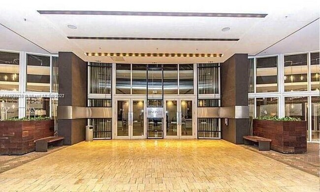 Foto del edificio - 60 SW 13th St