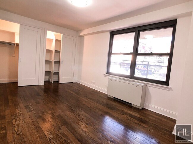 Building Photo - East 82nd Street