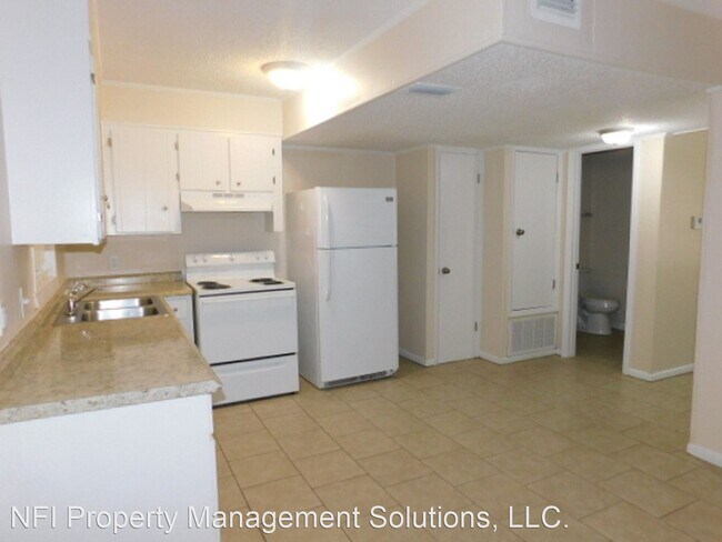 Foto del edificio - 3 br, 1.5 bath House - 5820 Sanders Street...