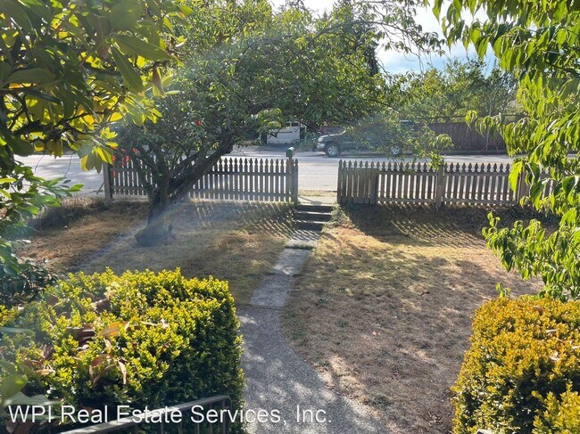 Building Photo - 3 br, 2 bath House - 14928-5th Ave NE