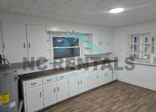 Building Photo - 162 Trivette Rd