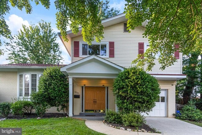 Building Photo - 6503 Friars Ct