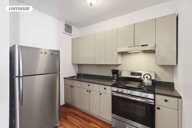 Foto del edificio - 221 16th St