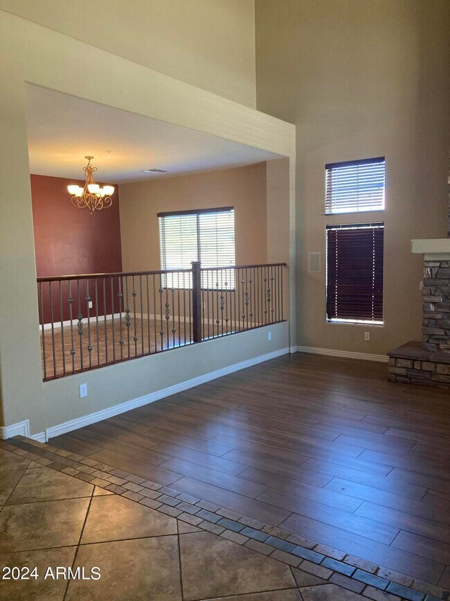 Building Photo - 2014 W Quail Track Dr