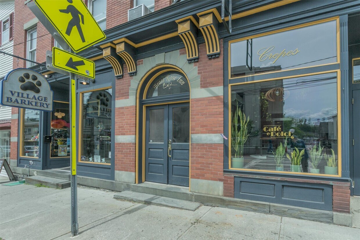 Foto principal - 31 Main St