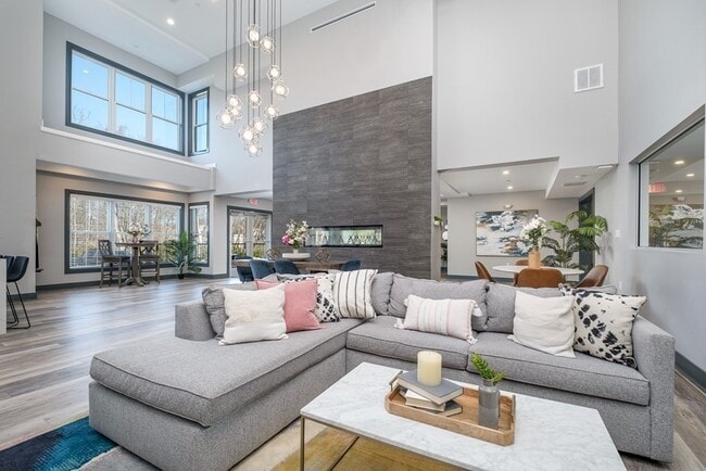 Building Photo - Michaels Landing