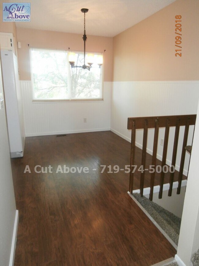 Building Photo - 5 Bedroom 2 Bath in Widefield