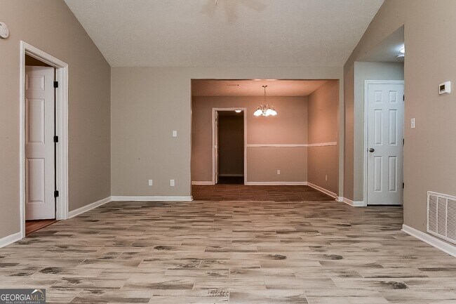 Building Photo - 7751 Antebellum Ln