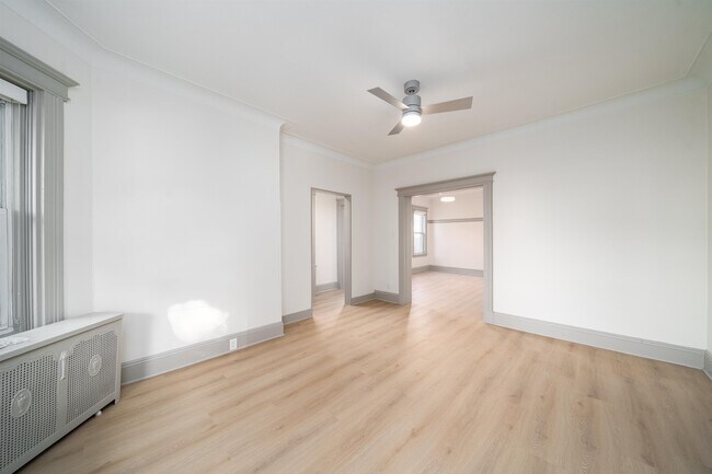 Foto del edificio - 22 Webster Ave