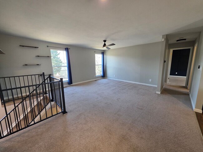 Foto del edificio - Beautiful 4 Bed, 2 Bath Home In The Heart Of Colorado Springs!!!